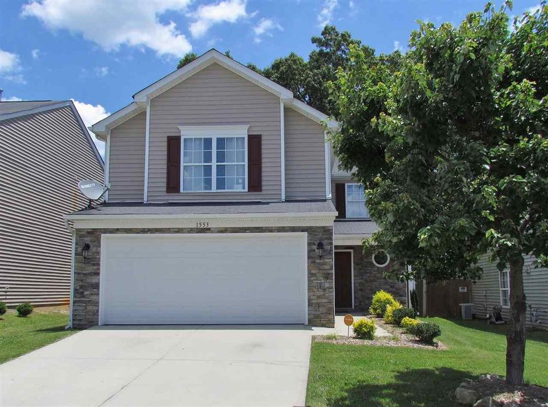 1553 Pebble Ridge Dr, Raleigh, NC 27610