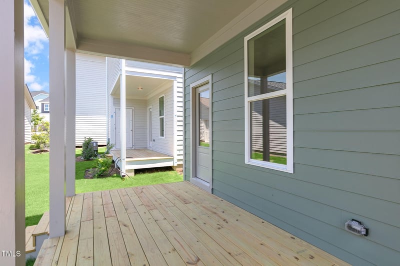 1556 Piney Falls Dr, Wendell, NC 27591