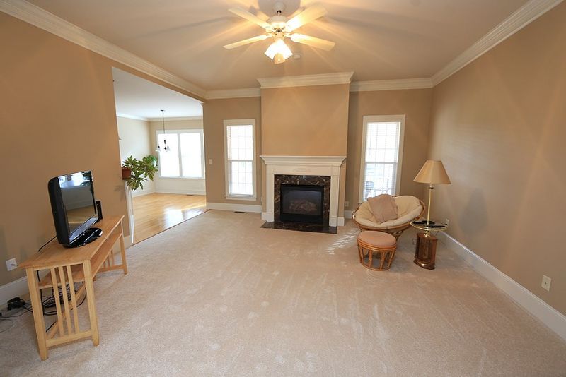 1556 Upchurch Woods Dr, Raleigh, NC 27603