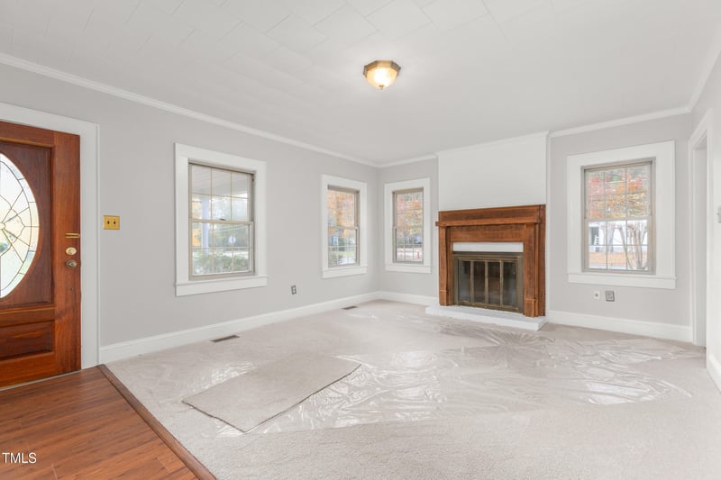 1557 Granville St, Burlington, NC 27215