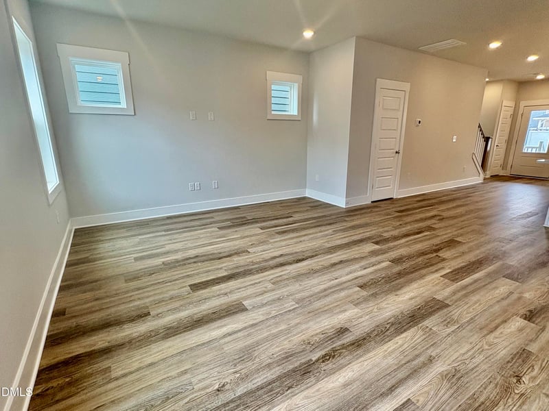 1557 Piney Falls Dr, Wendell, NC 27591