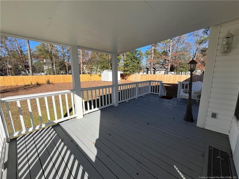 1559 Grassy Branch Dr, Fayetteville, NC 28304