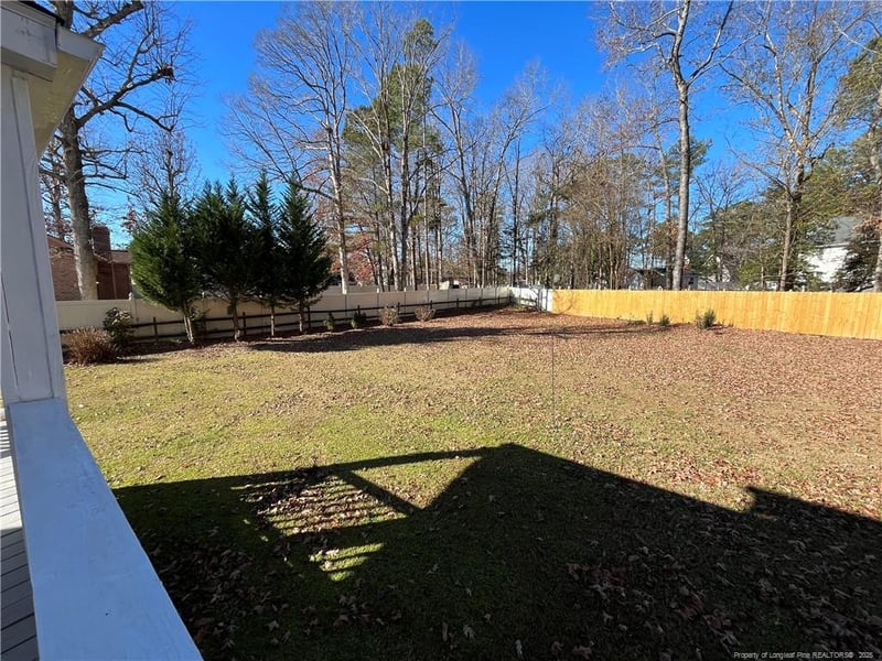 1559 Grassy Branch Dr, Fayetteville, NC 28304