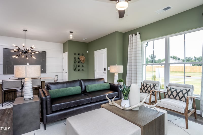 156 Abbots Mill Dr, Raleigh, NC 27603