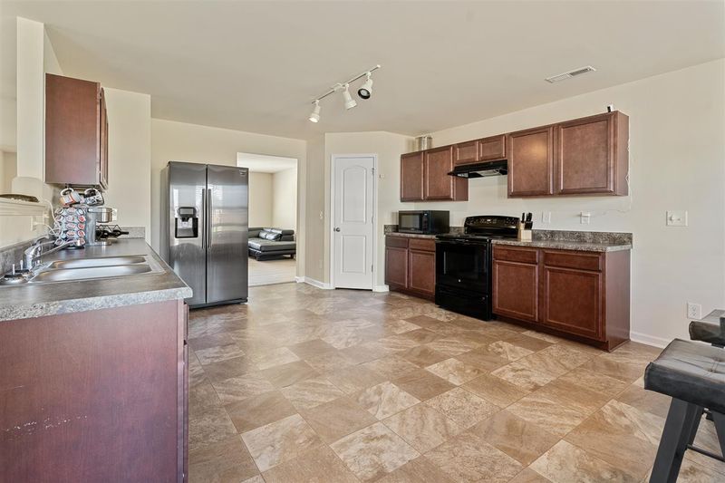 156 Badger Pass Dr, Clayton, NC 27527