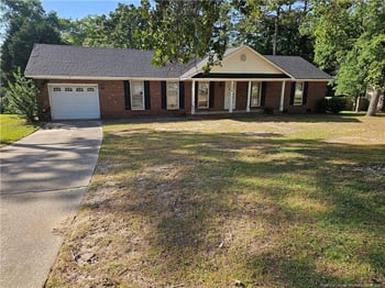 156 Bienville Dr, Fayetteville, NC 28311