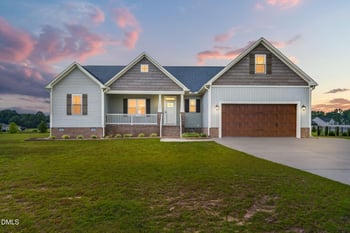156 Clipper Ln, Smithfield, NC 27577