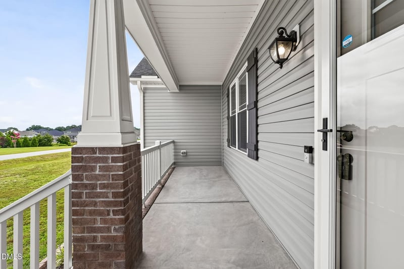 156 Clipper Ln, Smithfield, NC 27577