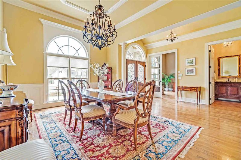 156 Edgewood Dr, Durham, NC 27713