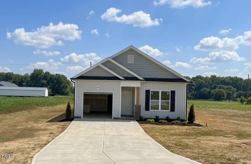 156 Longfield Ct, Dunn, NC 28334