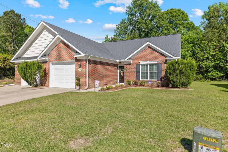 156 Oxford Dr, Goldsboro, NC 27534