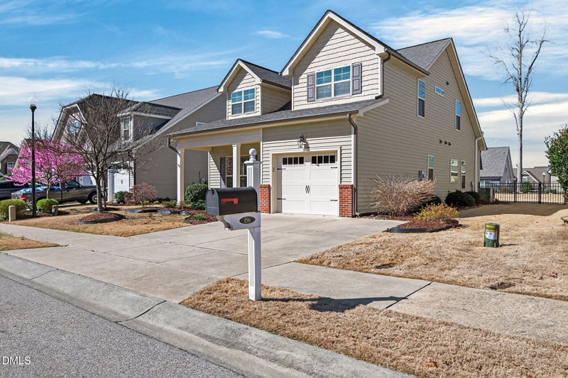 156 Scarlet Bell Dr, Youngsville, NC 27596