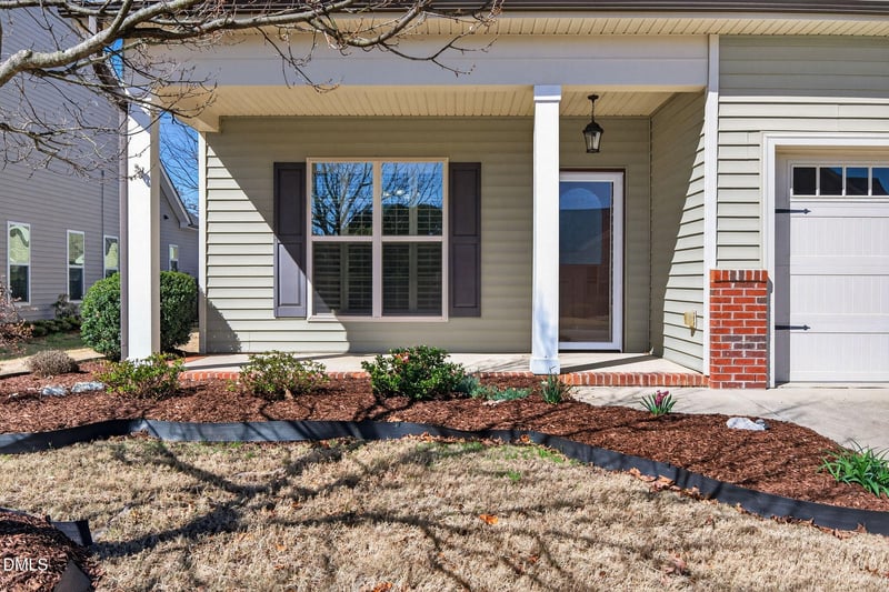 156 Scarlet Bell Dr, Youngsville, NC 27596