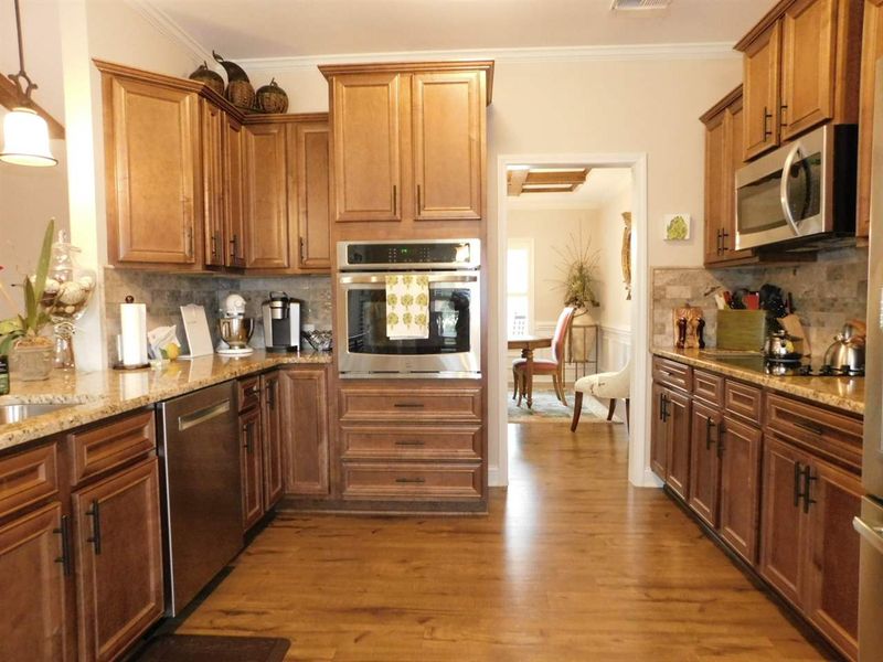 156 Sharpstone Ln, Clayton, NC 27527