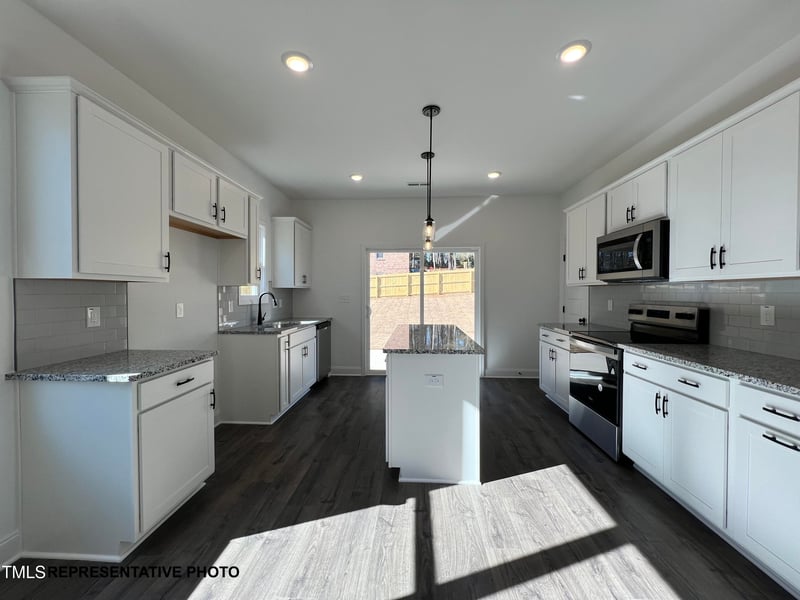 156 Shenandoah Ct, Clayton, NC 27520