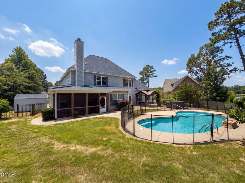 156 Southbrook Ln, Sanford, NC 27332