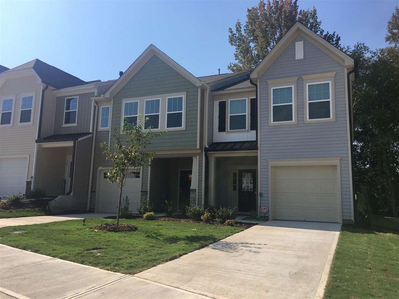156 Thornhill Dr #80, Burlington, NC 27215