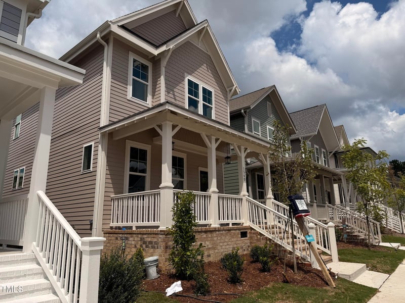 1560 Piney Falls Dr, Wendell, NC 27591