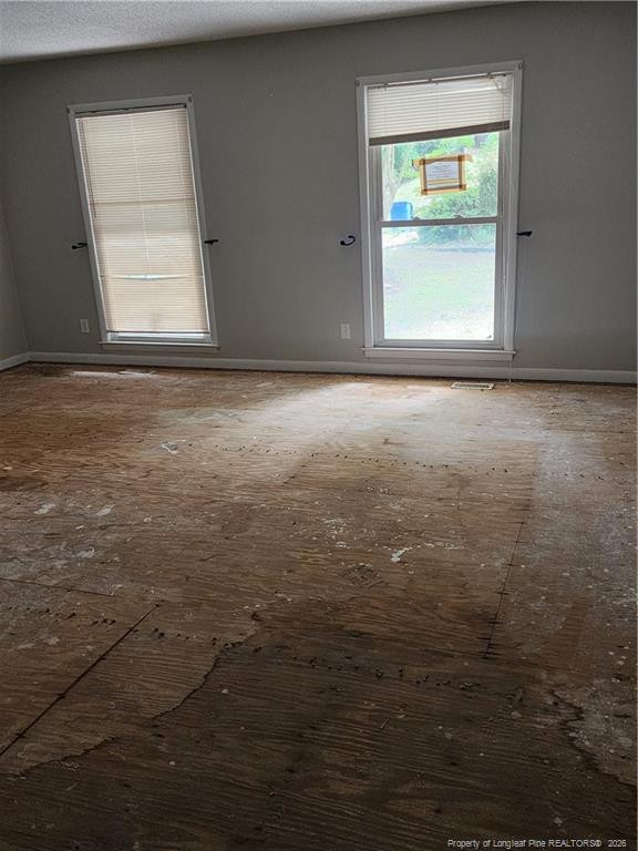 1563 Boros Dr, Fayetteville, NC 28303