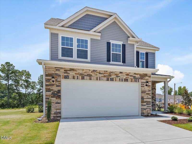 1565 Briar Brook Ln, Zebulon, NC 27597
