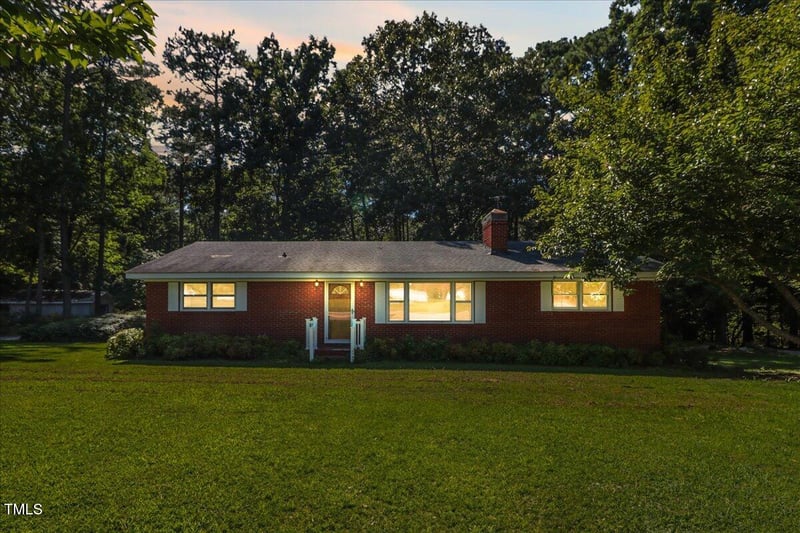 15653 Buffalo Rd, Clayton, NC 27527