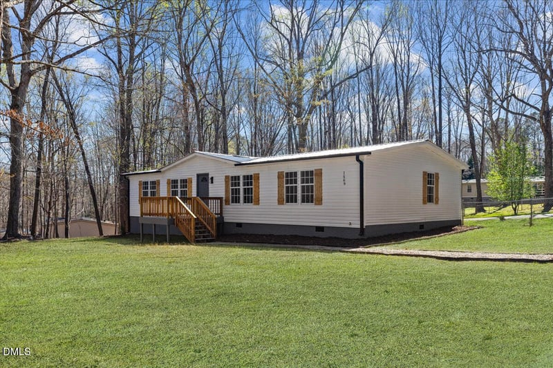 1569 Appaloosa Trl, Franklinton, NC 27525