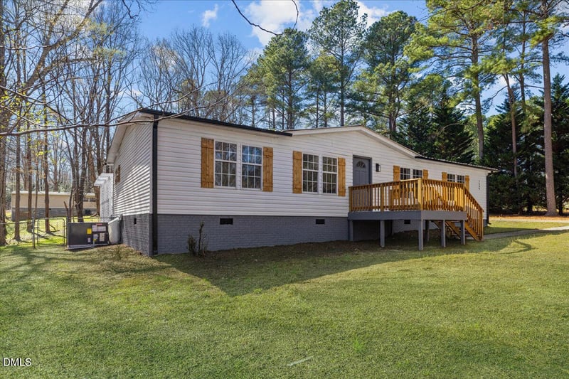 1569 Appaloosa Trl, Franklinton, NC 27525