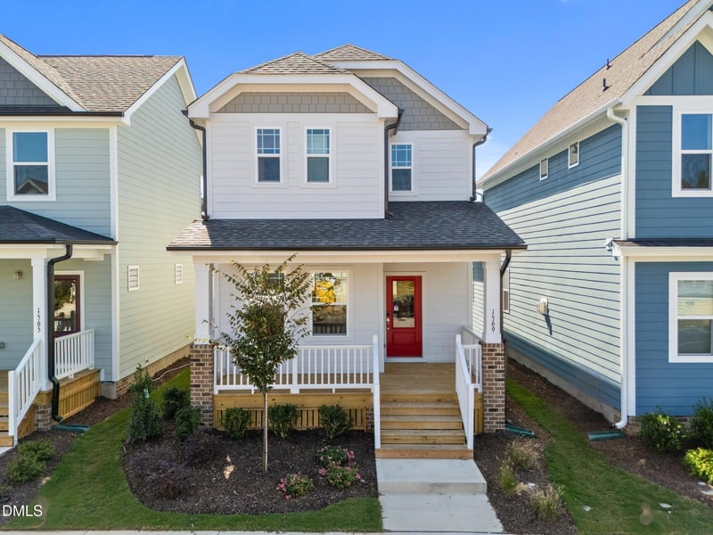 1569 Piney Falls Dr, Wendell, NC 27591