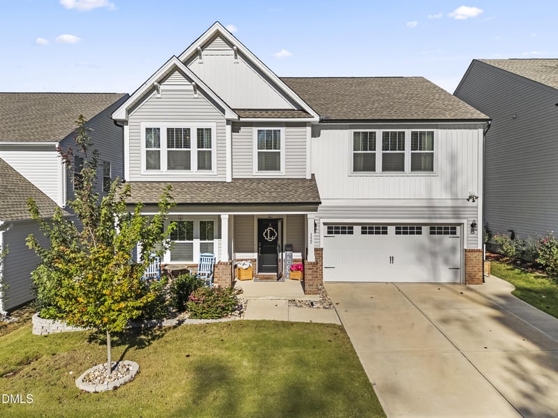 157 Curling Creek Dr, Clayton, NC 27527