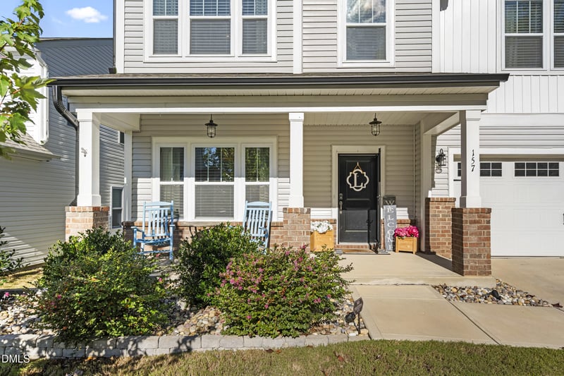 157 Curling Creek Dr, Clayton, NC 27527