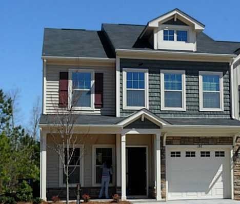 157 Cypress Hill Ln, Holly Springs, NC 27540