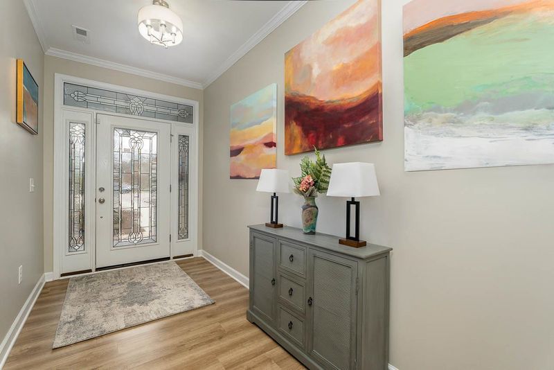 157 N Duelling Oaks Dr, Chapel Hill, NC 27517