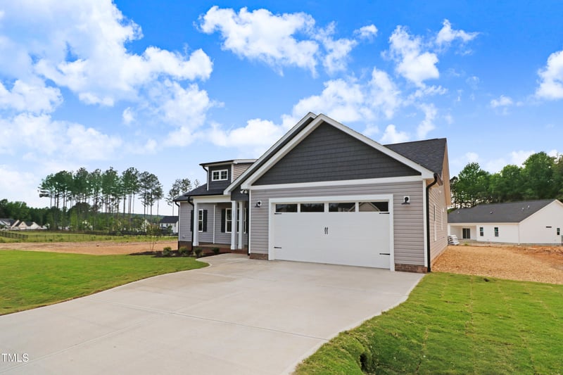 157 Gumtop Dr, Zebulon, NC 27597