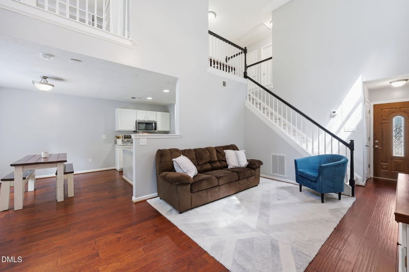 157 Lacombe Ct, Holly Springs, NC 27540