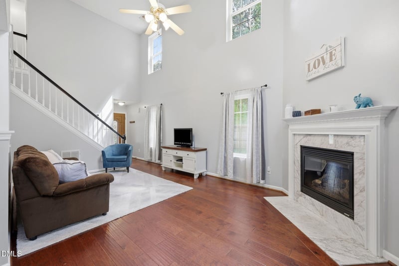 157 Lacombe Ct, Holly Springs, NC 27540