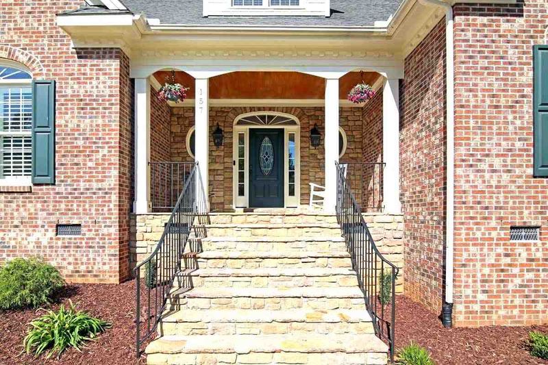 157 Mcknitt Pl, Garner, NC 27529