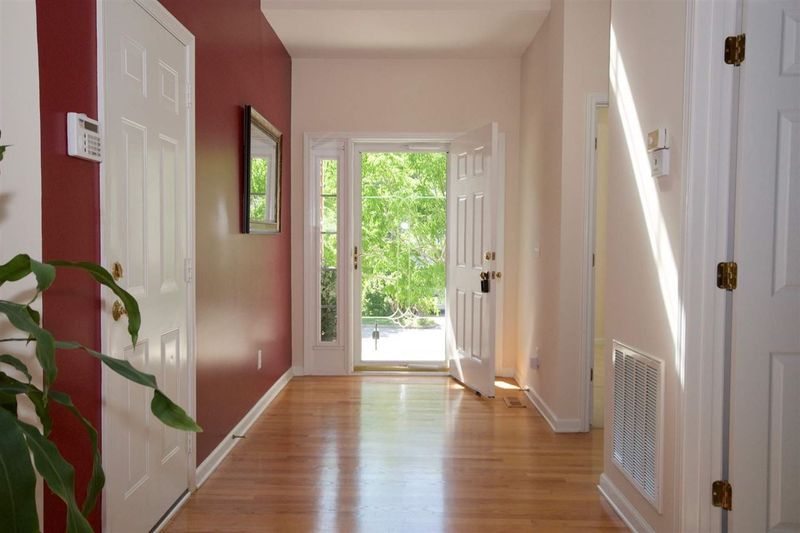 157 Mickleson Ridge Dr, Raleigh, NC 27603