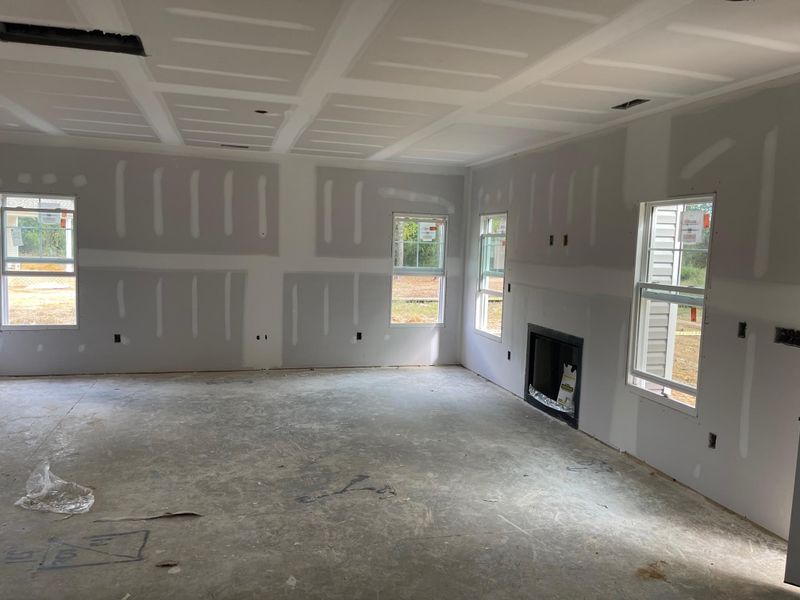 157 Shadybrook Dr, Benson, NC 27504