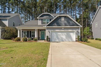 157 Timber Skip Dr, Spring Lake, NC 28390
