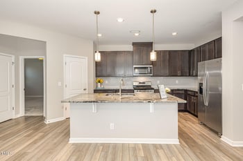 157 Willow Grove Ln, Fuquay Varina, NC 27526