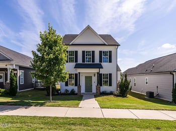 157 Wilson St, Clayton, NC 27520