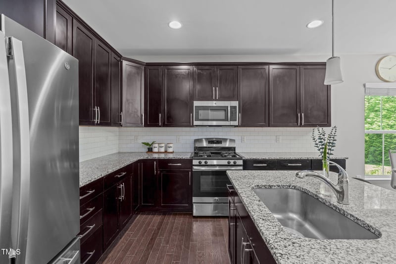 157 Writing Rock Pl, Apex, NC 27539