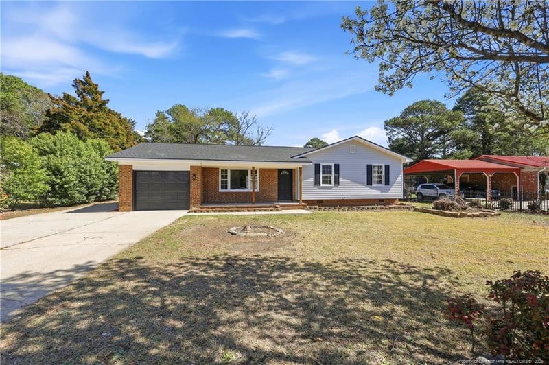 1571 Ireland Dr, Fayetteville, NC 28304