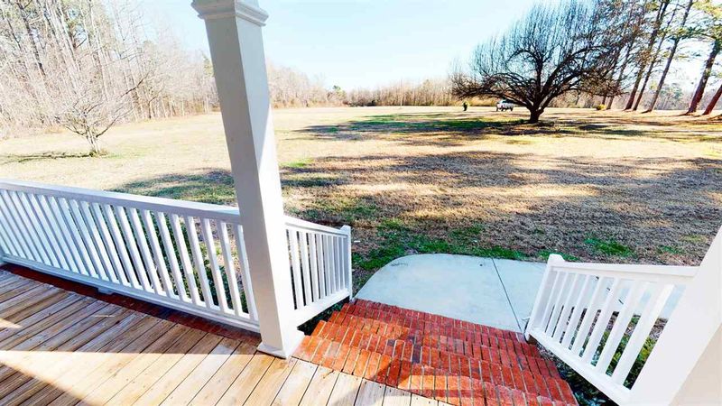 1575 Strickland Rd, Clayton, NC 27520