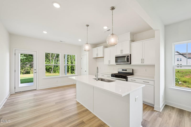 1576 Briar Brook Ln, Zebulon, NC 27597