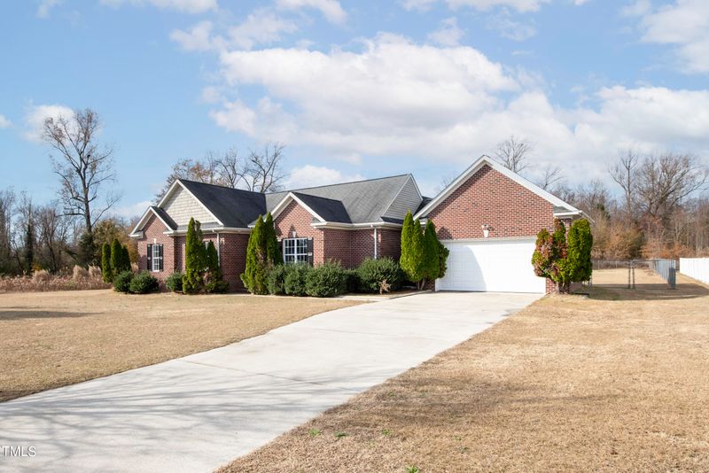 1576 Dollard Town Rd, Goldsboro, NC 27534