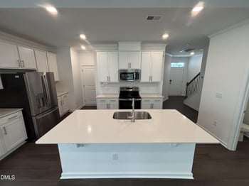 158 Beachcomber Dr, Lillington, NC 27546