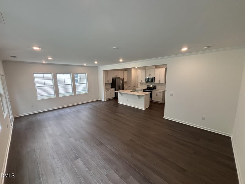 158 Beachcomber Dr, Lillington, NC 27546