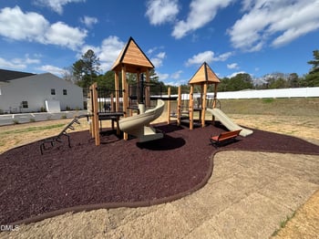 158 Beachcomber Dr, Lillington, NC 27546