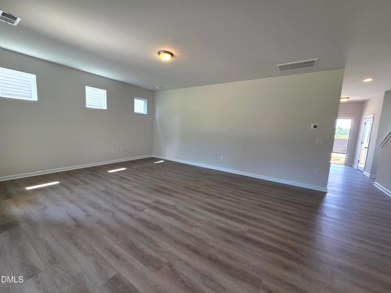 158 Oyster Tabby Dr, Lillington, NC 27546
